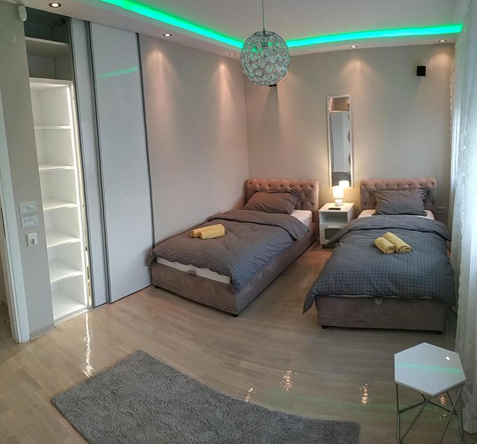 Savski Lux Belgrado Esterno foto