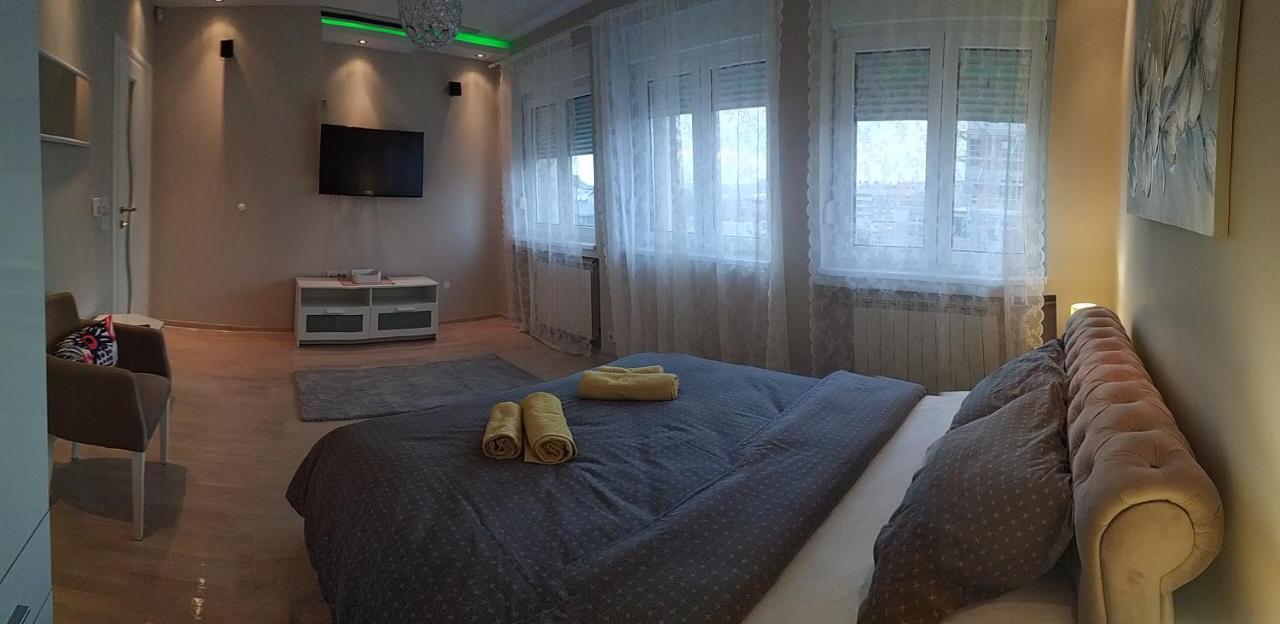 Savski Lux Belgrado Esterno foto